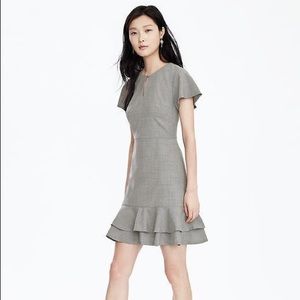 Banana Republic Fit & Flair Lightweight Dress